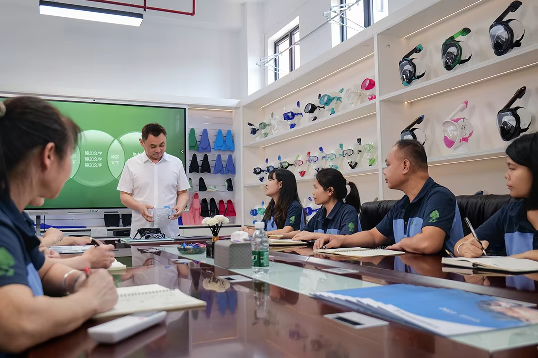 Songxin product development and engineering team meeting